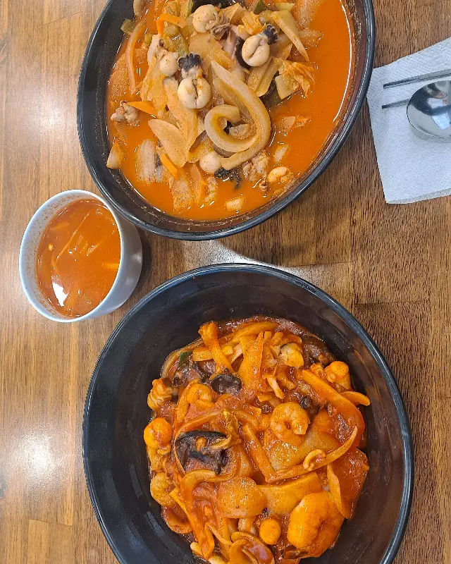 짬뽕과 중화비빔밥