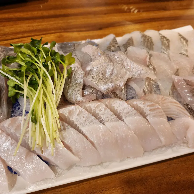 싱싱한 회 한 점