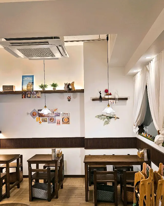 아늑하고 편안한 내부 인테리어