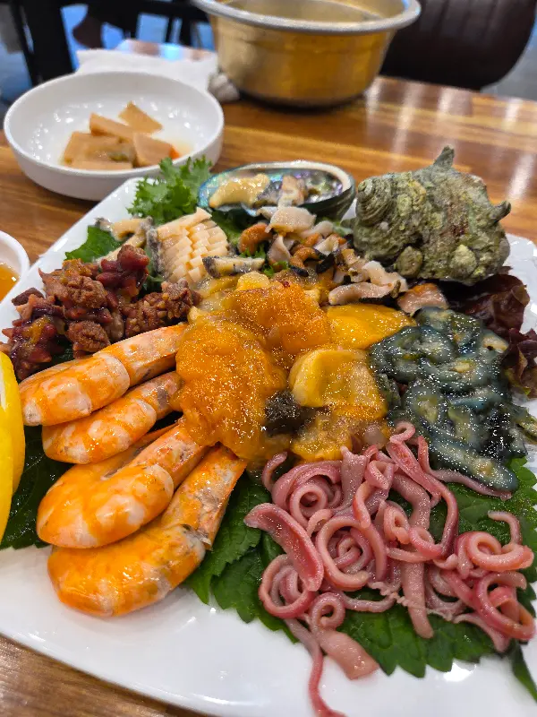 다양한 해산물 모듬