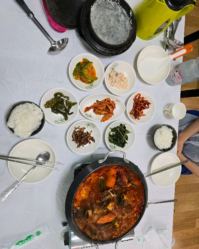 푸짐한 한상차림 항공샷