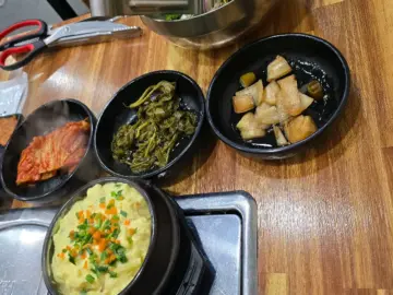 진도 주민도 인정한 오겹살 맛집! 쏠비치에서 즐기는 미친 고기 퀄리티