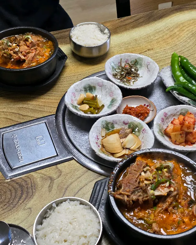 해장국과 뼈다귀해장국