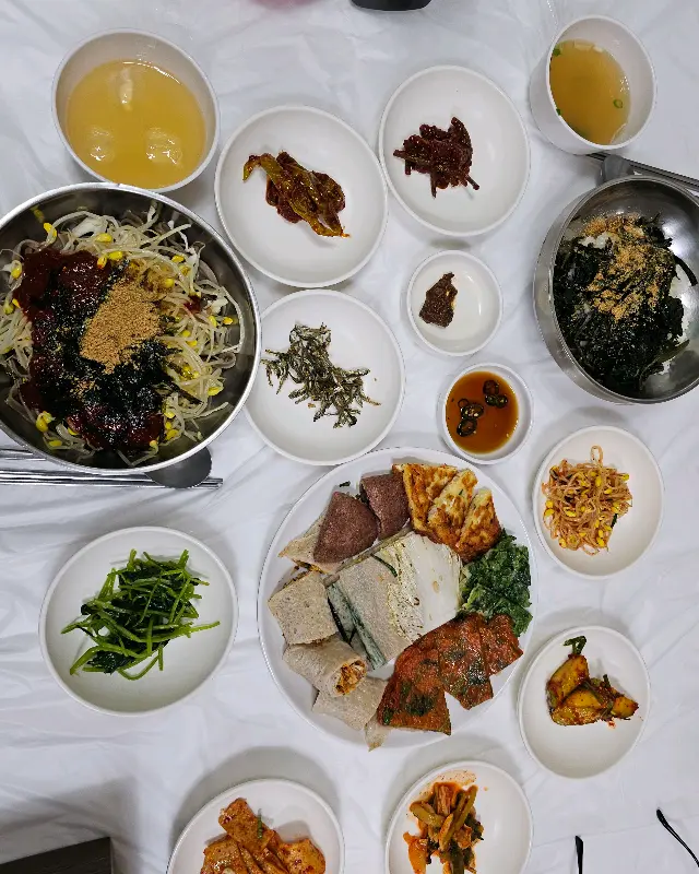 곤드레밥과 콧등치기 국수