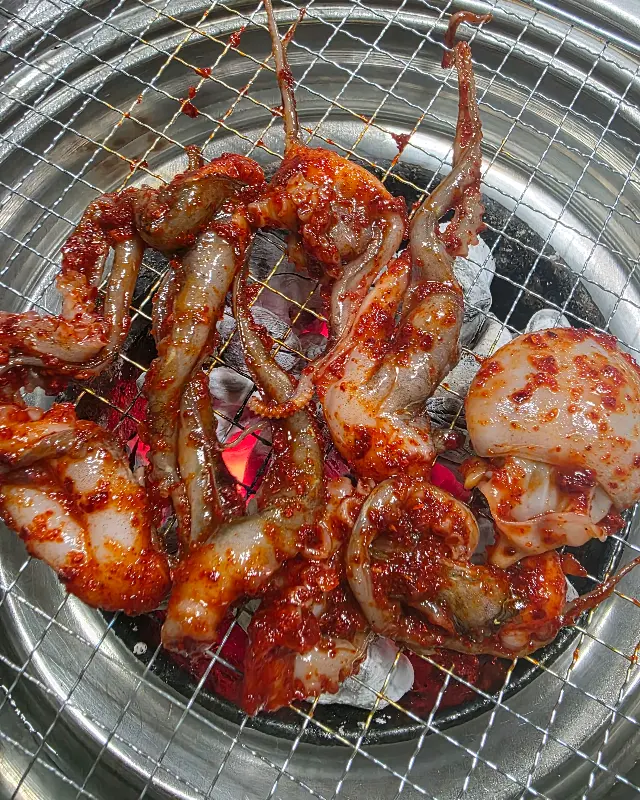 숯불에 구워 더욱 맛있는 쭈꾸미