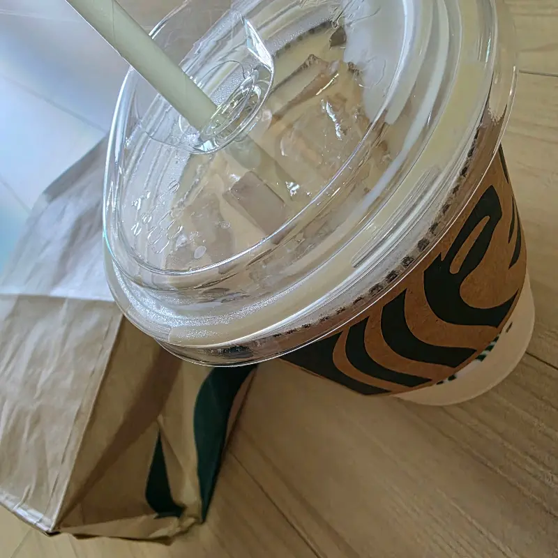 테이크 아웃 컵