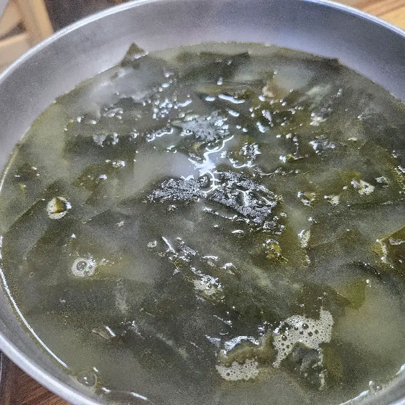 시원한 미역국