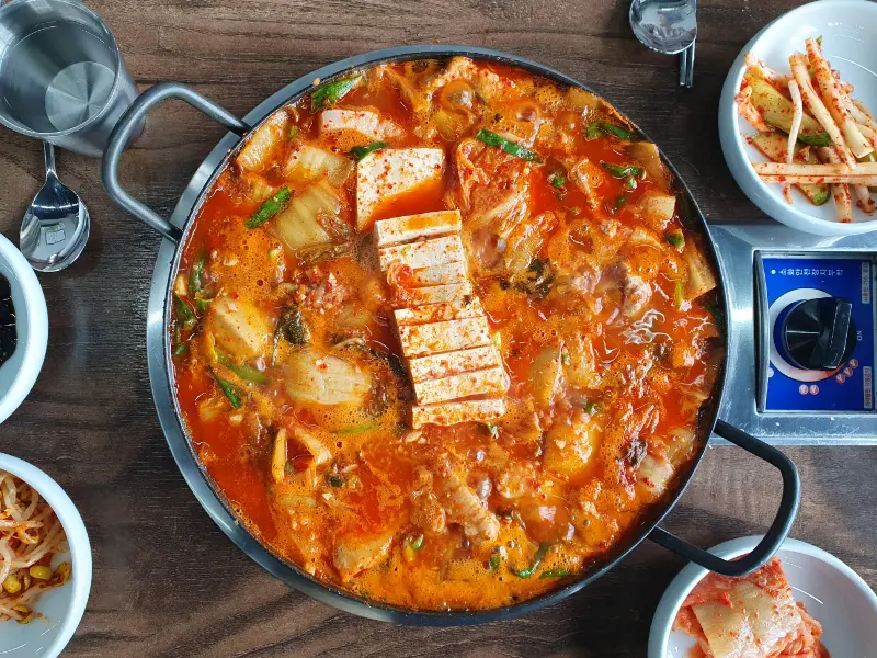 영진식당 김치찌개