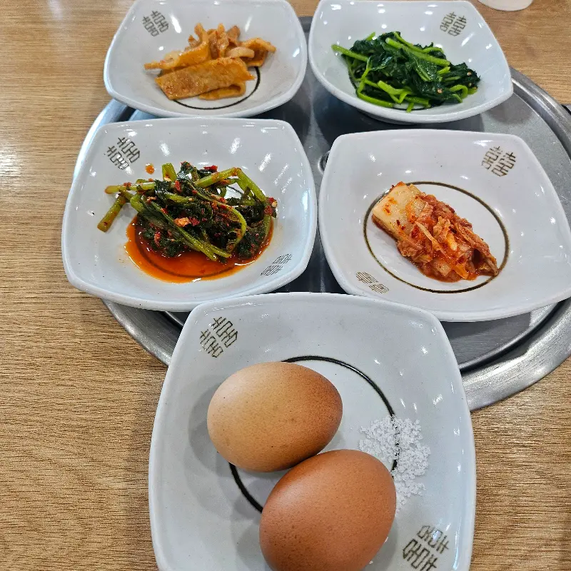 맛깔나는 전복 솥밥
