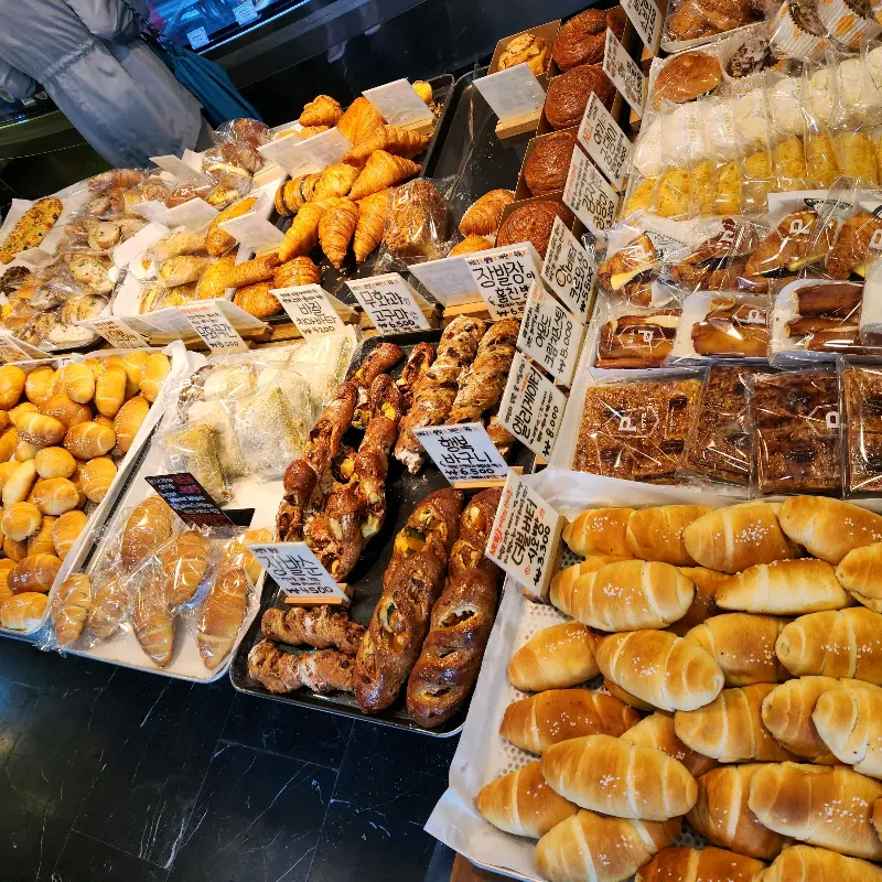 다양한 빵들