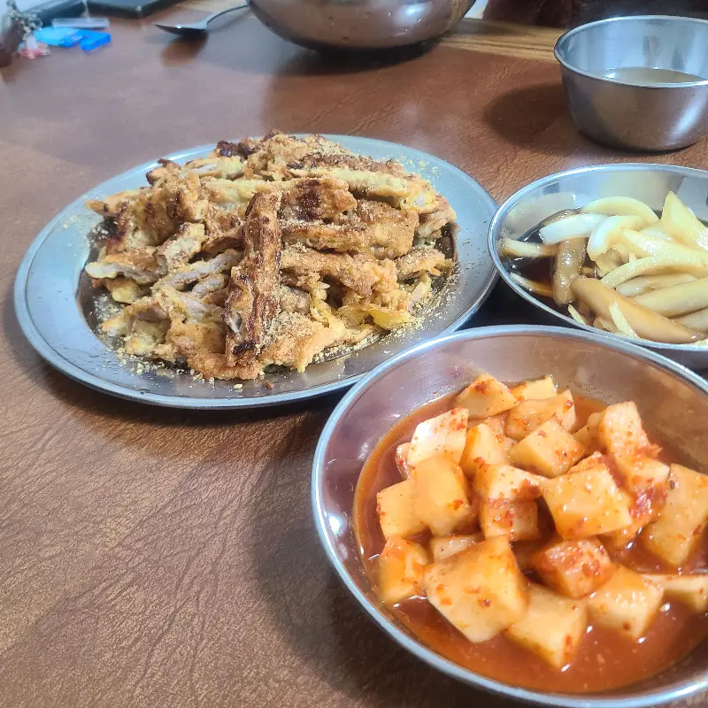 육전과 곁들임 반찬