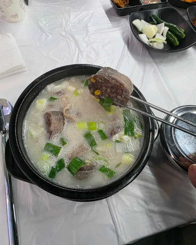 순대국밥 속 순대