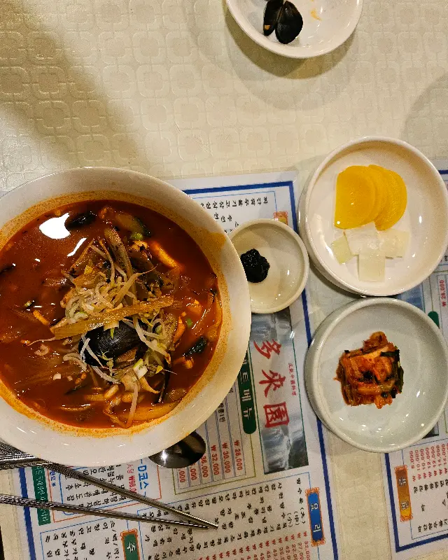 다래원 기본 반찬