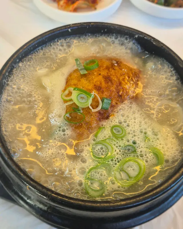 보글보글 끓는 삼계탕