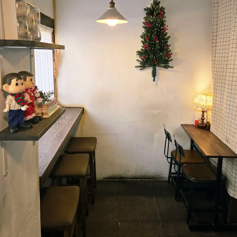 카페 내부 좌석