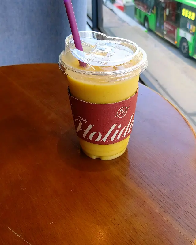 상큼함이 가득한 후레쉬 망고