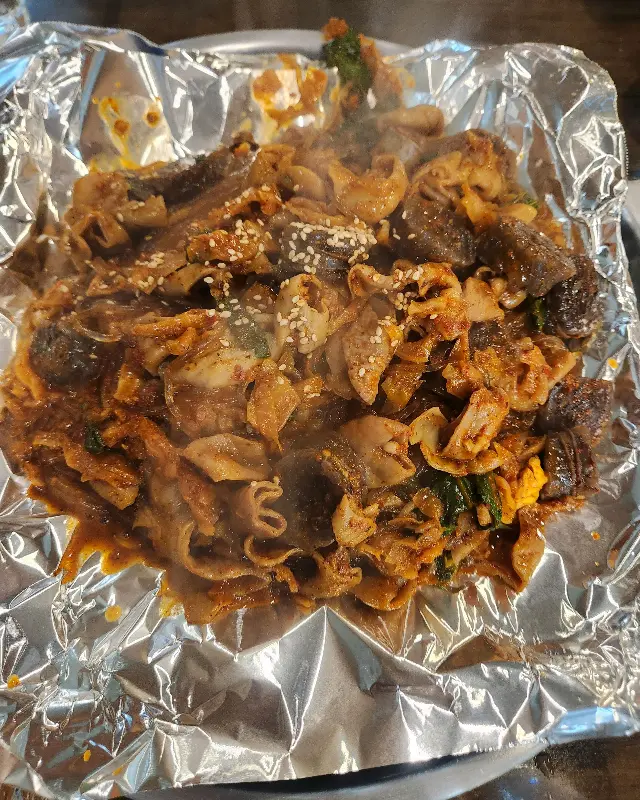 호일에 담겨 나오는 곱창