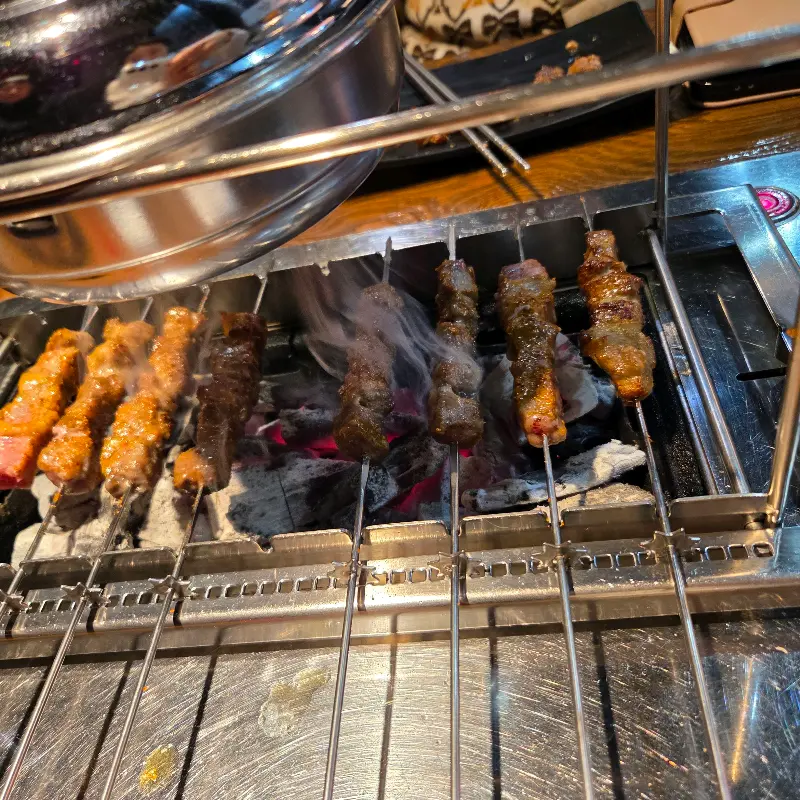 맛있게 익은 양꼬치들