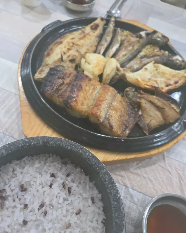 알이 꽉 찬 도루묵 구이