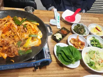 영월 맛집, 숨겨진 보석 같은 동아생크에서 쭈삼으로 행복 충전!