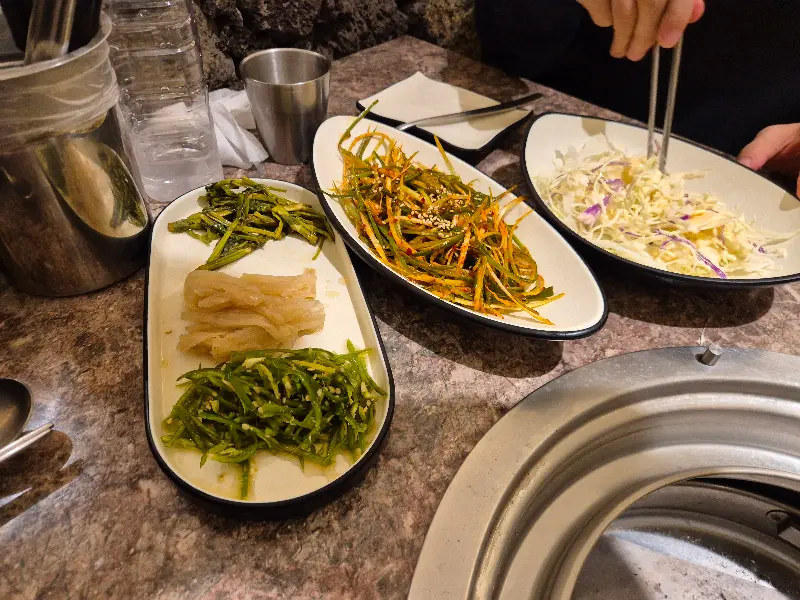 맛있게 구워진 흑돼지