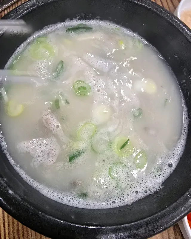 도가 순대국의 뽀얀 국물
