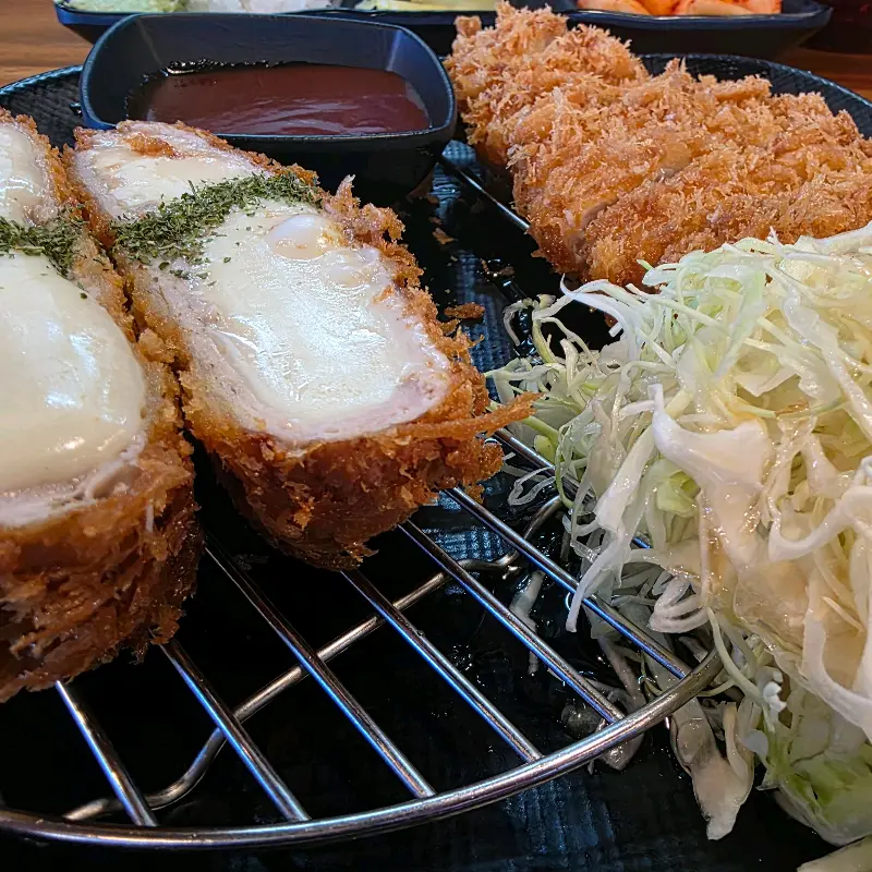 돈까스와 소바의 환상적인 조합