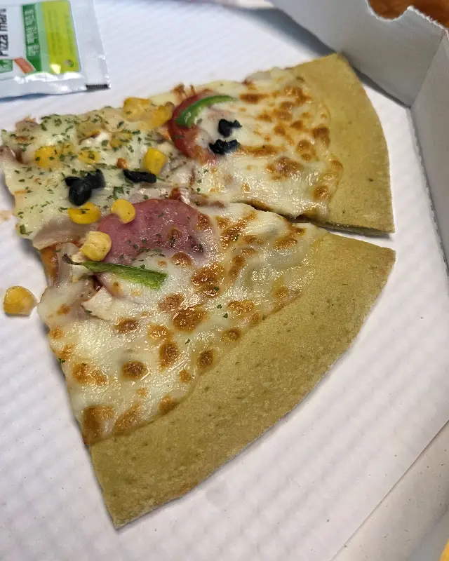 피자마루 남은 피자 조각