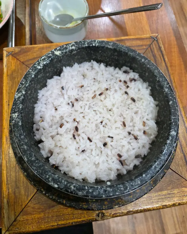 윤기가 흐르는 간장게장