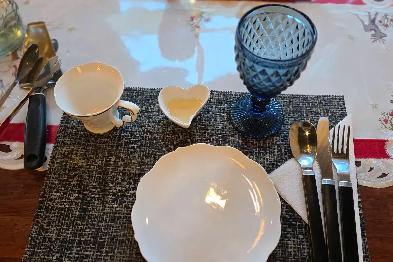 정갈한 테이블 세팅