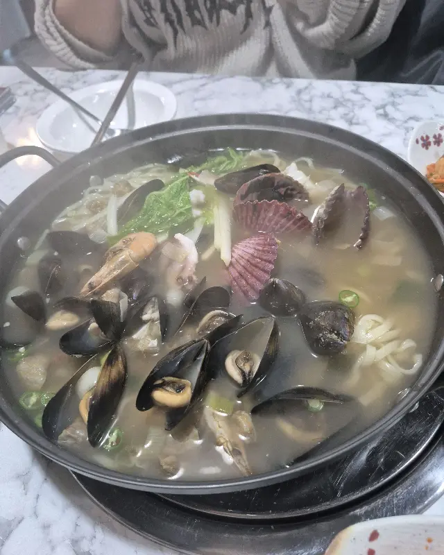 해물칼국수