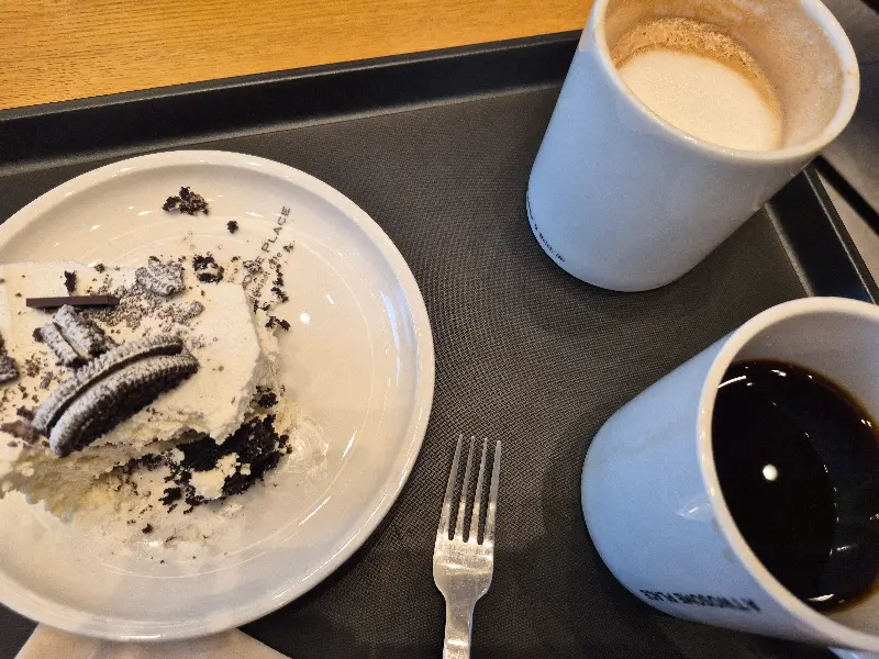 투썸의 디저트와 커피