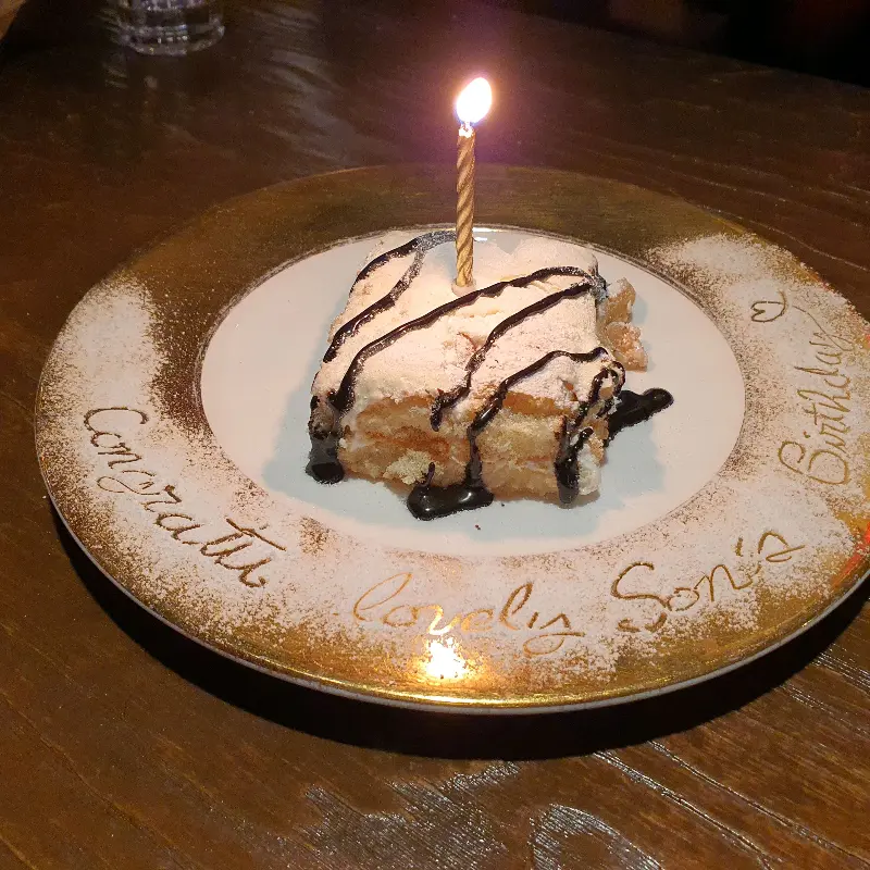 눈으로도 즐거운 부팔라의 메뉴들