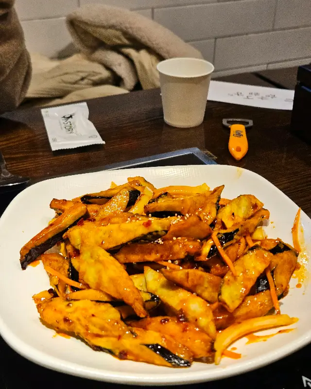 노릇노릇 익어가는 양꼬치