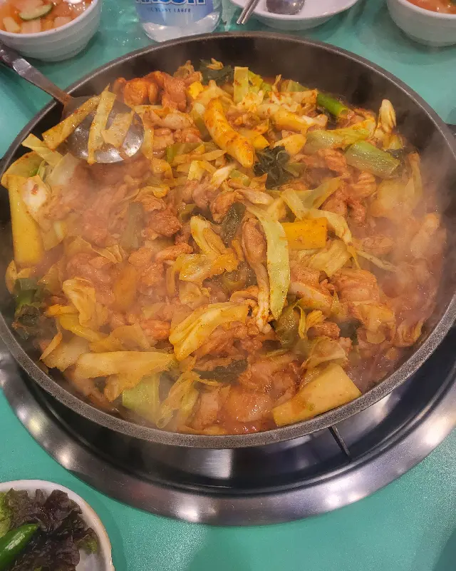 닭갈비 전체샷