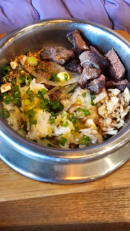 소고기 솥밥