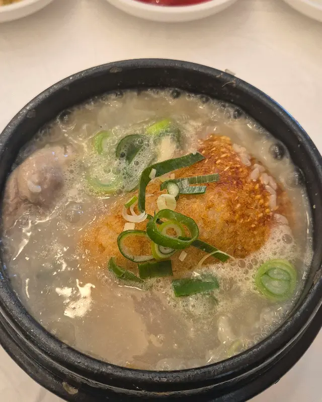 누룽지 삼계탕 비주얼