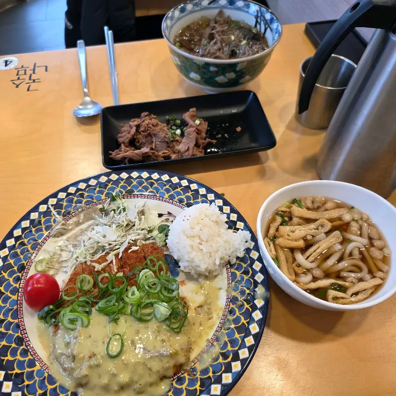 청양마요돈까스 한상차림