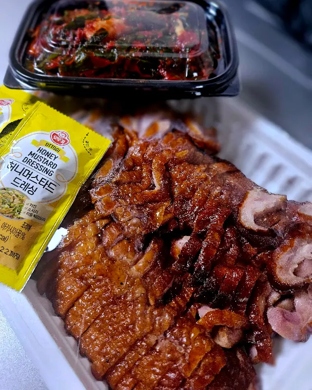 훈제 오리와 파김치