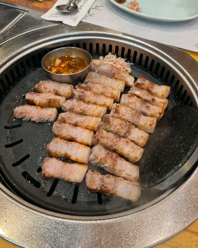 맛찬들 매장 내부