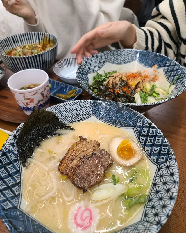 라멘과 덮밥