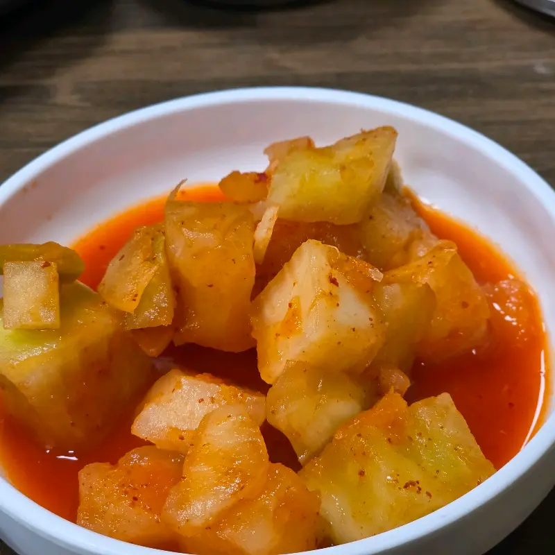 잘 익은 깍두기