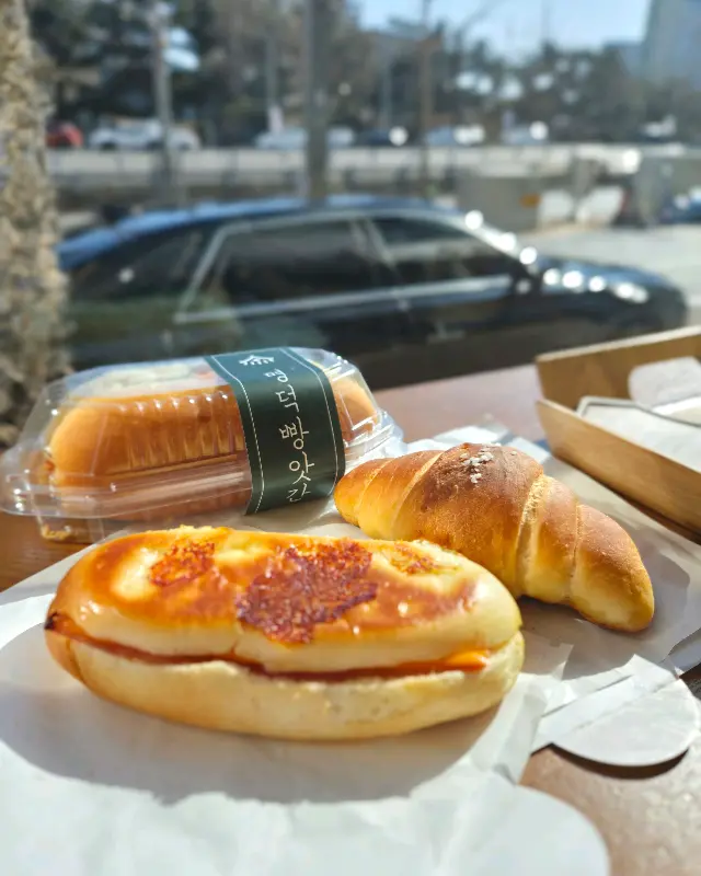 명덕빵앗간의 다양한 빵 종류