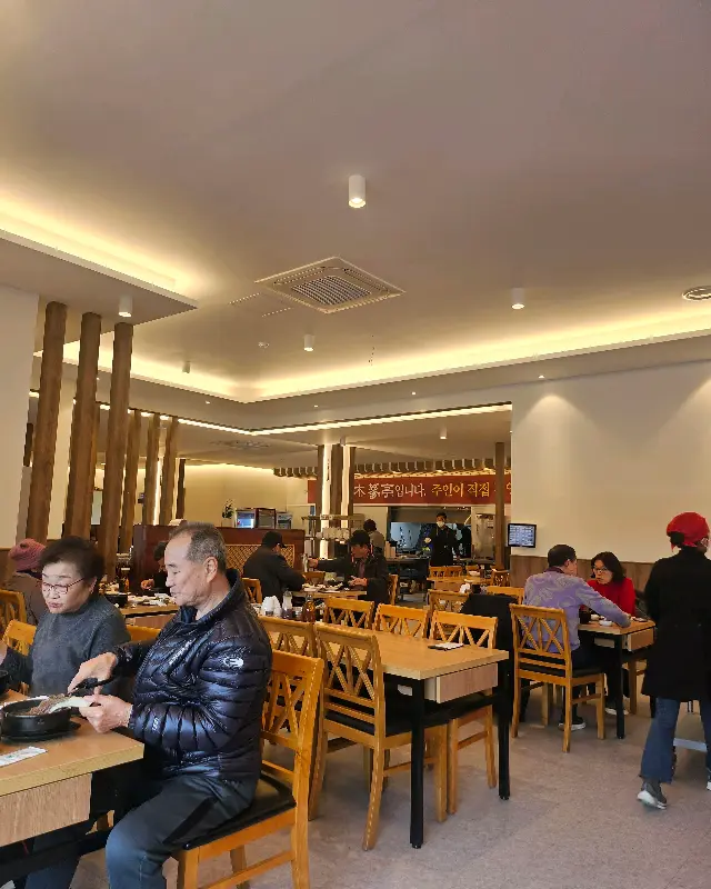 깔끔한 테이블 세팅