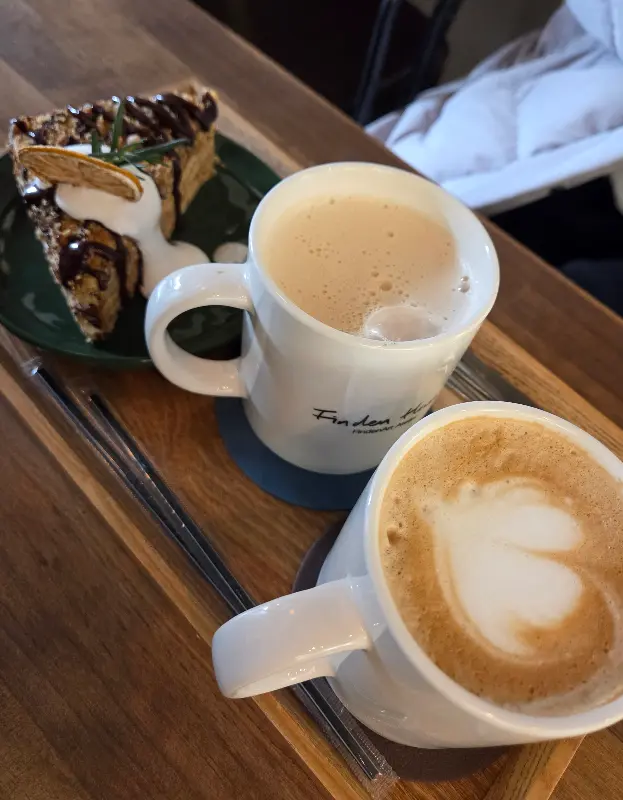 핀든하우스 음료와 디저트