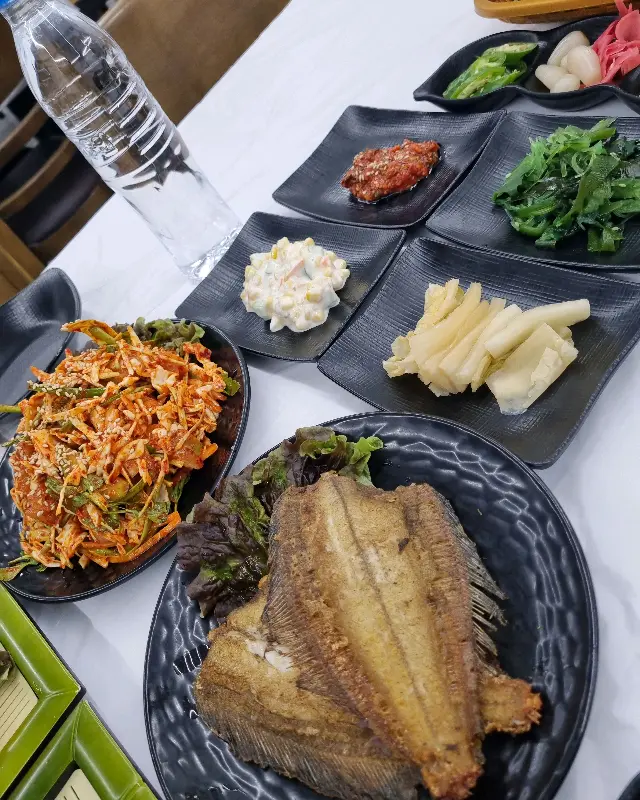 싱싱한 활어회 한 상