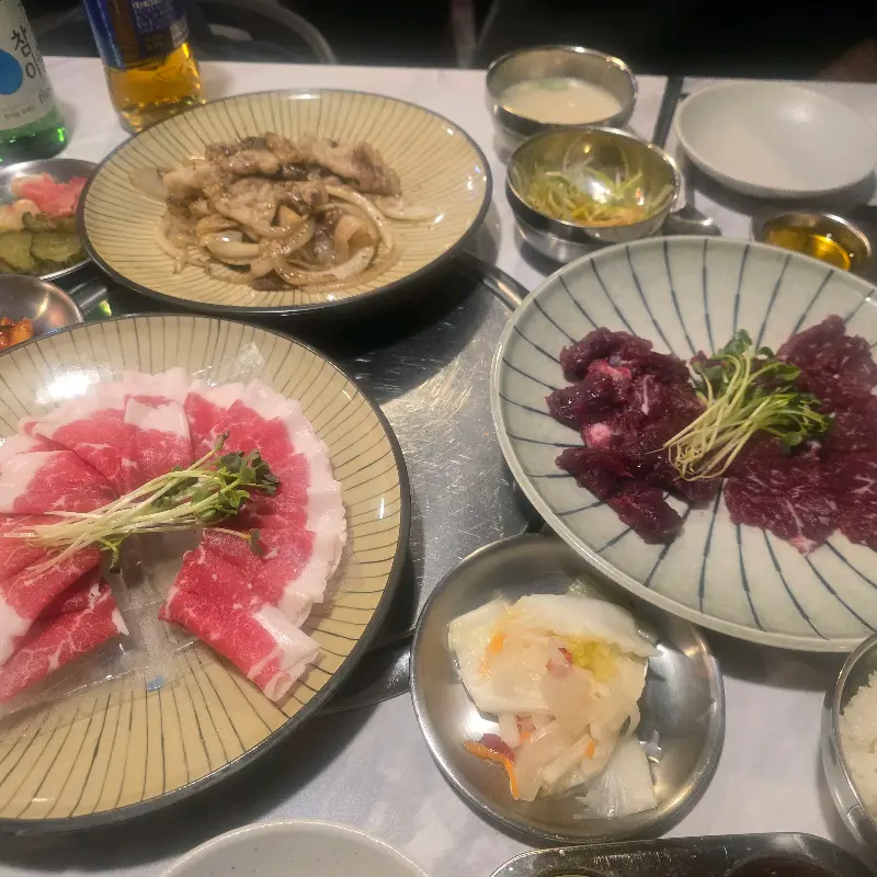 푸짐한 한 상 차림