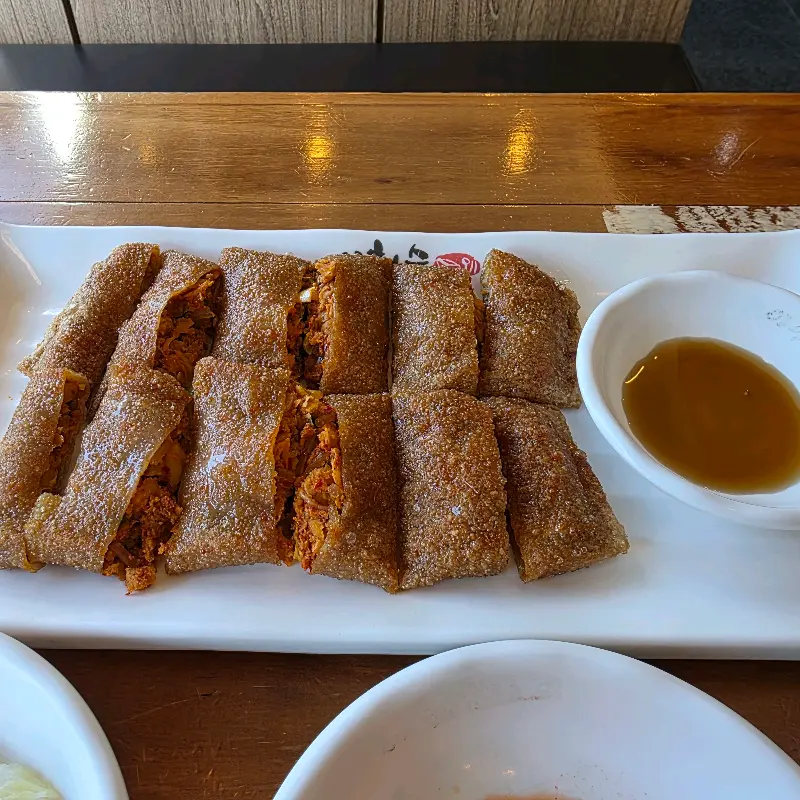 이화수 곁들임 메뉴