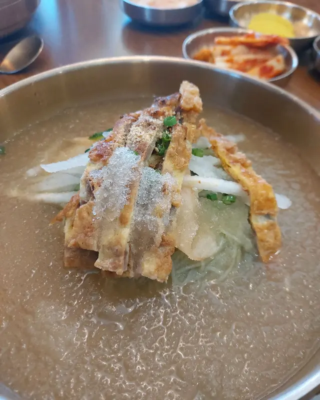 육전과 함께 즐기는 시원한 물냉면
