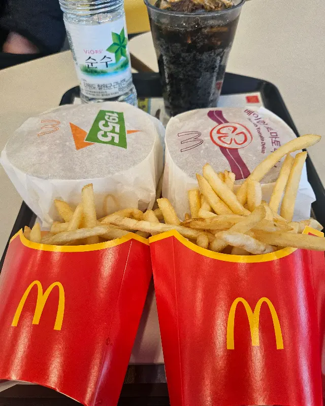 맥도날드 세트 메뉴